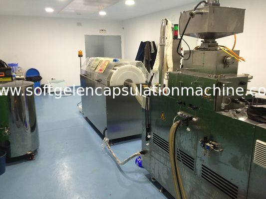 Macchina di rifornimento molle della capsula di gel dell'olio di pesce 120000pcs/H automatica