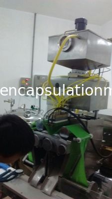 Capsula di Softgel che fa macchina con l'alto encapsulatuion efficiente per l'olio di CBD