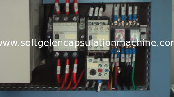 Macchina di incapsulamento di 7 chilowatt Softgel con l'alimentazione automatica al suolo/43470 pc/ora