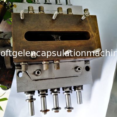 Piccola scala a 4 pollici fabbricante della macchina di paintball di alta precisione per il CE molle della capsula