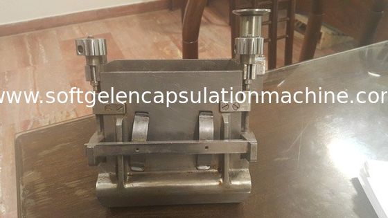 Macchina di verdure della capsula di Softgel della pompa del cuneo dell'iniezione della scatola di Robbion Spreder della gelatina