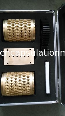 Il creatore di erbe Softgel della capsula di paintball muore lavorazione con utensili del rotolo con Al Injection Wedge