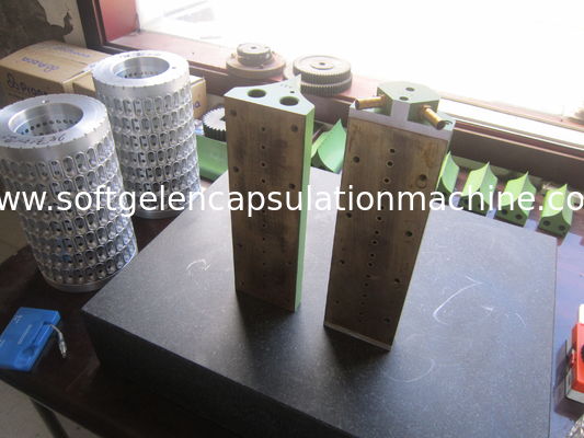 0,5' muffa della lavorazione con utensili della capsula di paintball con il vario tutto di forma mette compreso il cuneo